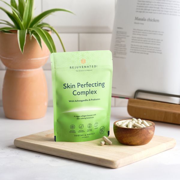 Комплекс для ідеальної шкіри, 60 капсул, SKIN PERFECTING COMPLEX Rejuvenated REJ-4050 фото
